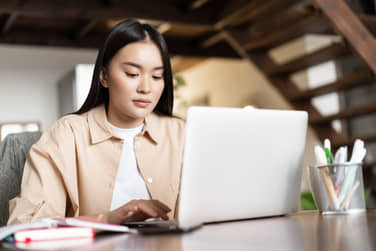 6 Rekomendasi Laptop Lenovo Terbaik untuk Mahasiswa